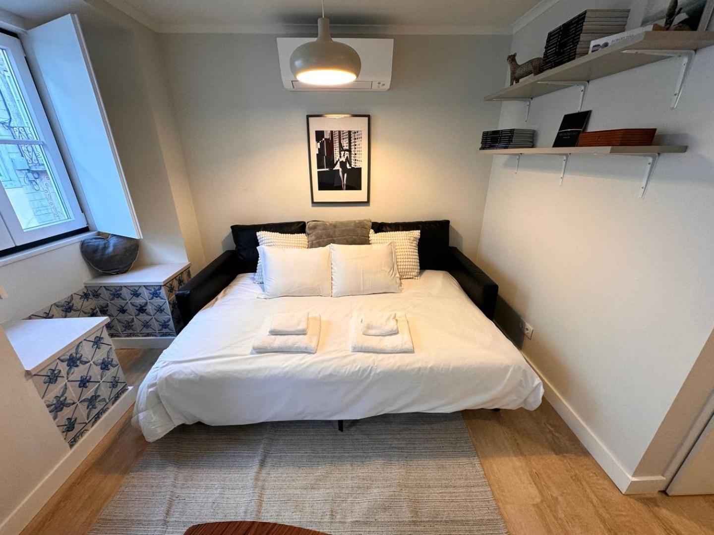 New 2br Praca Flores Ac | By Airnest * Lisbon