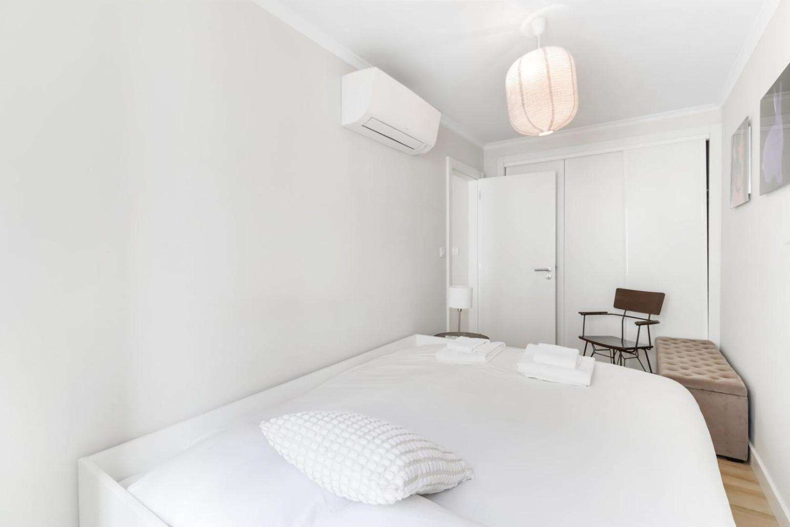 New 2br Praca Flores Ac | By Airnest Lisbon